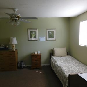 Lake Murray Health Care Center bedroom 2.JPG