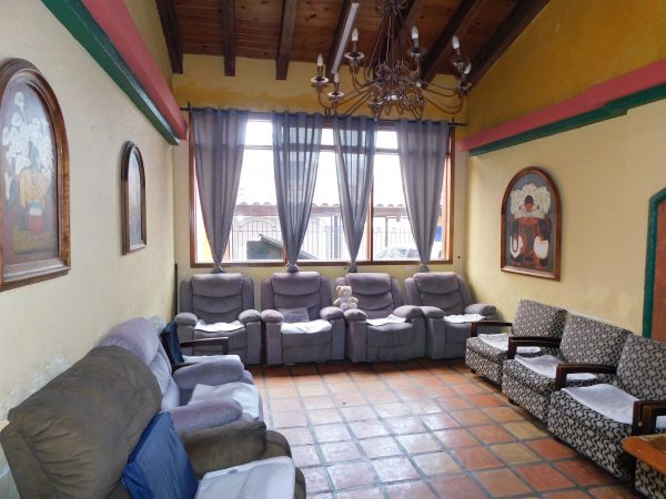 Hacienda Años de Oro Sitting Room.JPG