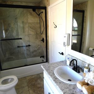 Weaver's Coral Tree Villa 7 - bathroom.JPG