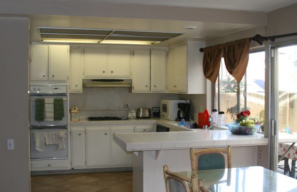 Adriana Elderly Care Home III 3 - kitchen.JPG