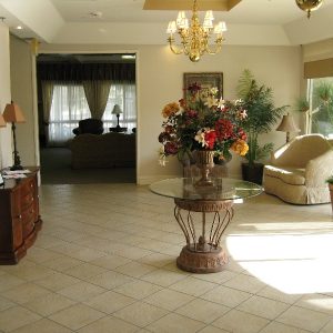 Anaheim Crown Plaza 3 - lobby.jpg