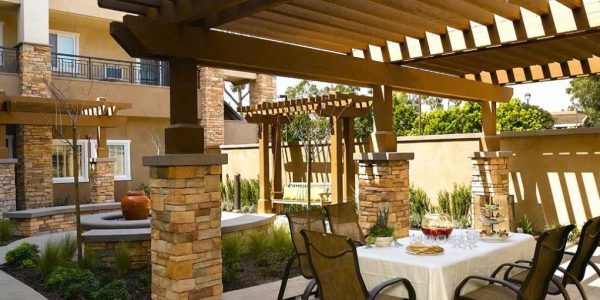 Atria - Golden Creek 6 - patio.JPG