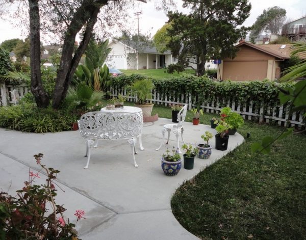 Baron's Presidio - University City 6 - patio.jpg