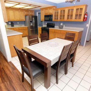 Bay Vista Villa 4 - dining room.jpg