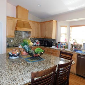 Bellevue Villa 6 - kitchen.jpg