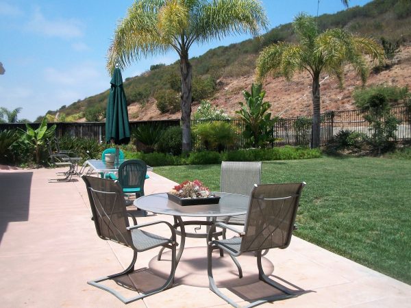 Blue Skies of San Marcos 6 - patio.JPG