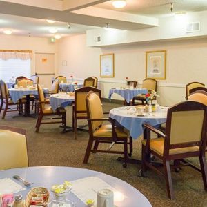 Brookdale Valley View 3 - dining room.JPG