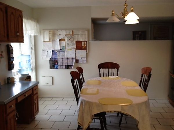 California Guest Home I 3 - dining room.JPG