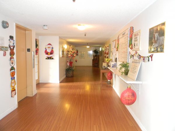 Casa El Cajon hallway.JPG