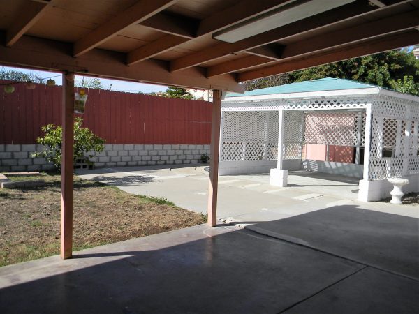 Casa Primavera 6 - back patio.JPG