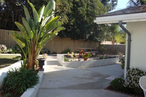 Cheri Manor 6 - garden patio.JPG