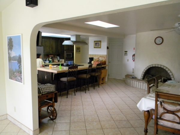 Citrus Garden Residential Care 4 - kitchen.jpg