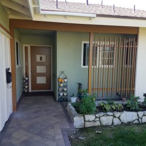 Comfort Cottages I front walkway.jpg