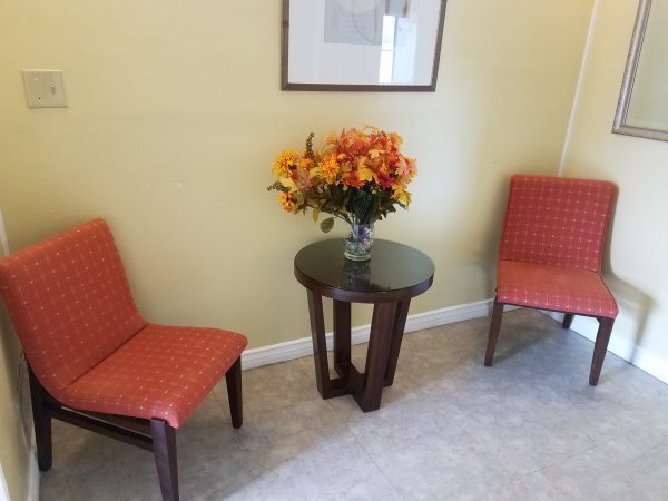 Country Rose Estate Memory Care 4 - seating area.jpg