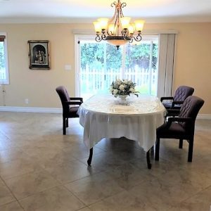 Dana Point Manor 3 - dining room.JPG