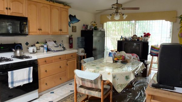 Emerald Guest Home 4 - kitchen.jpg