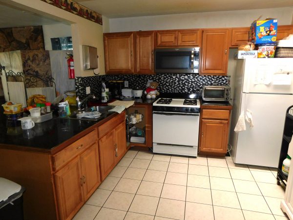 Emmaus Care I 4 - kitchen.JPG