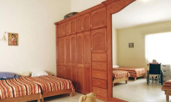 Estancia Los Abuelos 5 - shared room.JPG