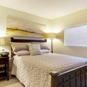 Fairwinds - Ivey Ranch apartment bedroom.JPG