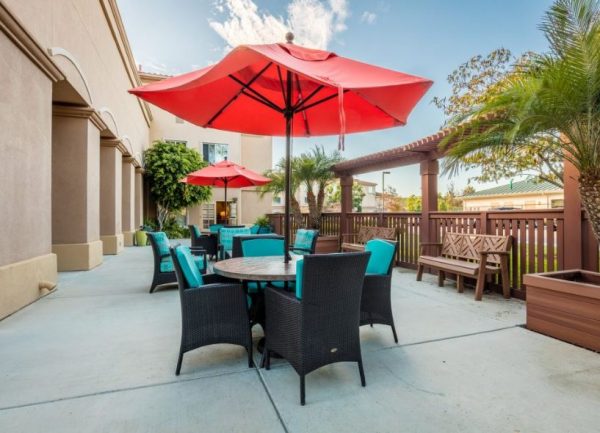 Fairwinds - Ivey Ranch patio.JPG