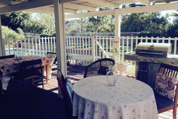 Floresta Cottage 5 - patio.JPG