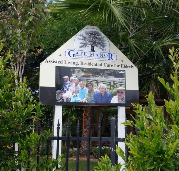 Gate Manor III 1 - Sign.jpg