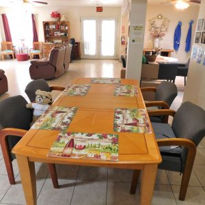 Gate Manor III 4 - Dining Room.JPG