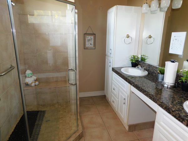 Golden Sunset Villa Senior Living 8 - Bathroom 2.JPG