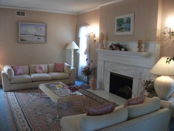 Grand View Villa 3 - living room.jpg