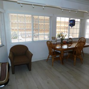 Green Villa 3 - dining room.JPG