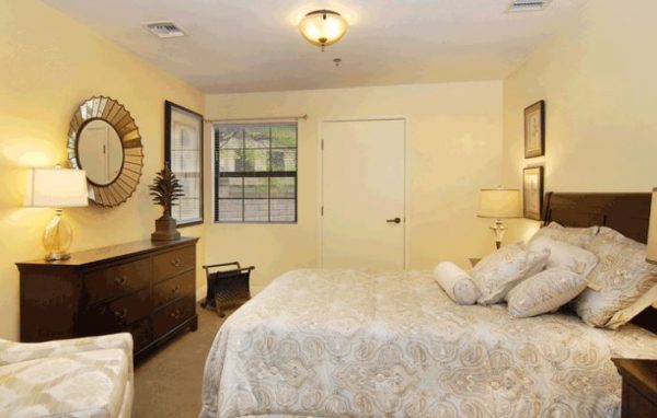 Grossmont Gardens Memory Care 5 - apartment bedroom.JPG