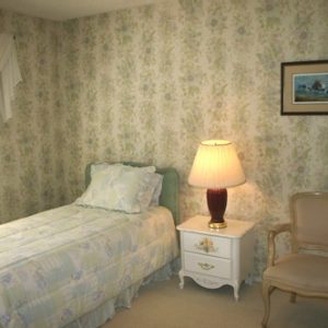 Helena Gardens I 4 - private room.jpg