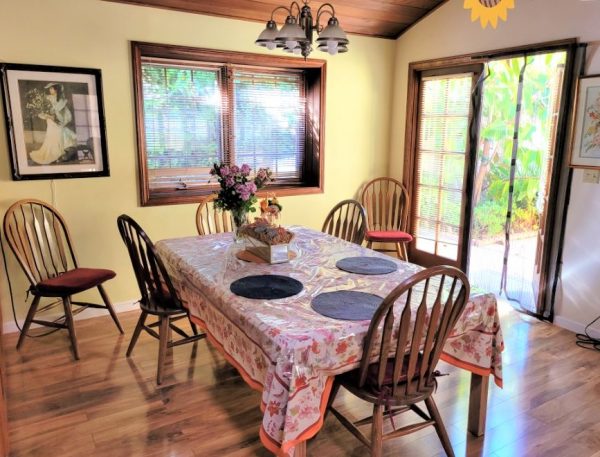 Hillside Garden I 4 -dining room.jpg