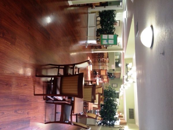 Hollybrook Senior Living 4 - dining room.jpg