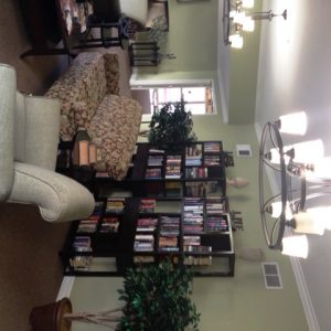 Hollybrook Senior Living 5 - library.jpg