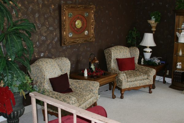 Horizon Senior Living 3 - living room.JPG