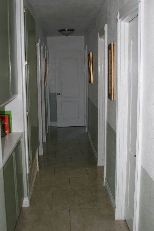 Horizon Senior Living hallway.JPG