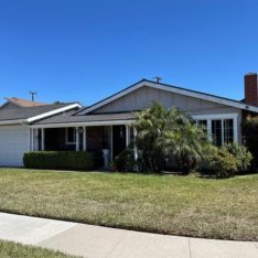 Huntington Beach Guest Home II 1 - front view.JPG