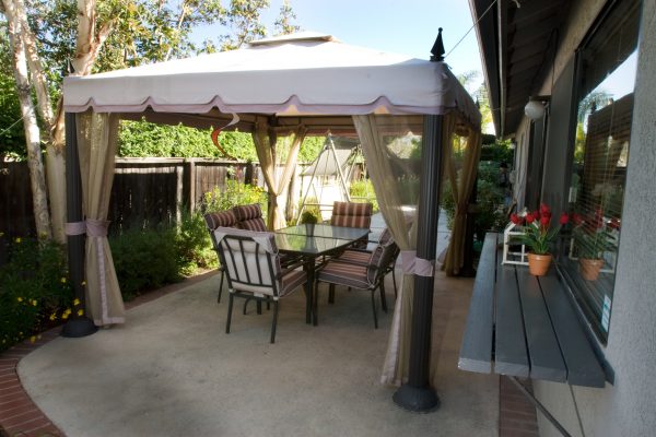 Irvine Cottage #6 3 - patio.jpg