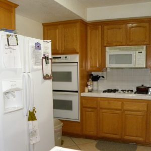 Ivy Cottages III kitchen.jpg