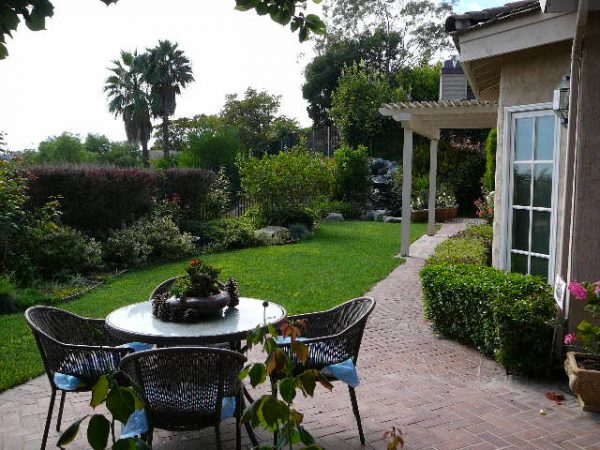 La Jolla Casa Pacifica patio.jpg