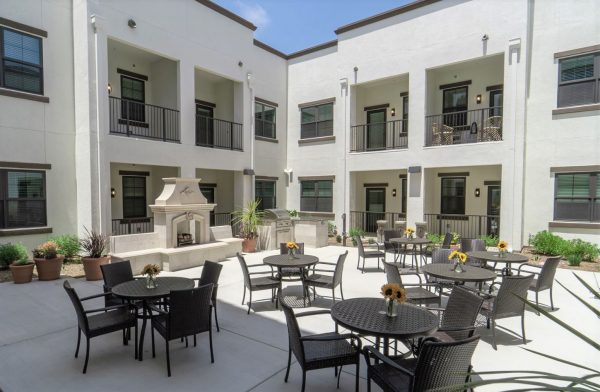 La Marea Senior Living 9 - courtyard.JPG