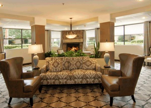 Laguna Estates Senior Living 3 - common area.jpg