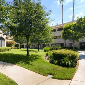 Laguna Estates Senior Living courtyard.jpg