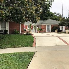 Lake Forest Country Homes III 1 - front view.JPG