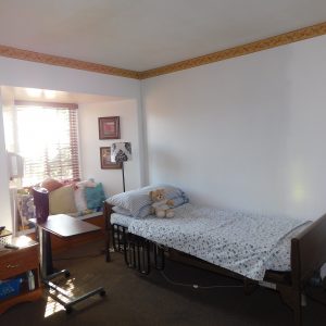 Lake Murray Health Care Center bedroom 3.JPG