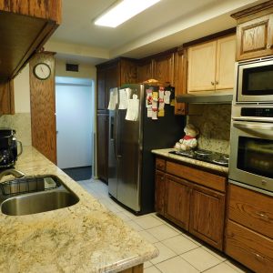 Lake Murray Health Care Center kitchen.JPG