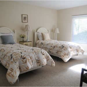 Laney's Cottages 5 - shared room 2.jpg