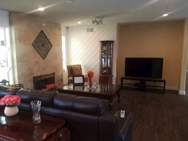 Las Palmas Home Care 3 - living room.JPG