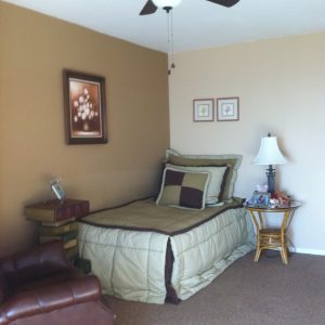 Leriza's Guest Home 5 - private room.JPG